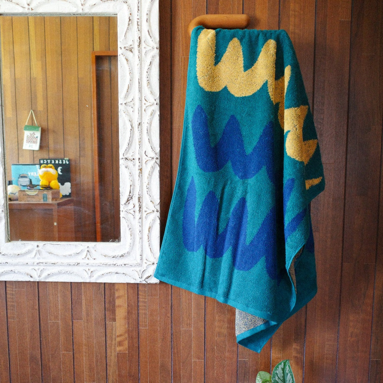 Beach Towel - Flower & Wave- – ONTHEROADSERVICE